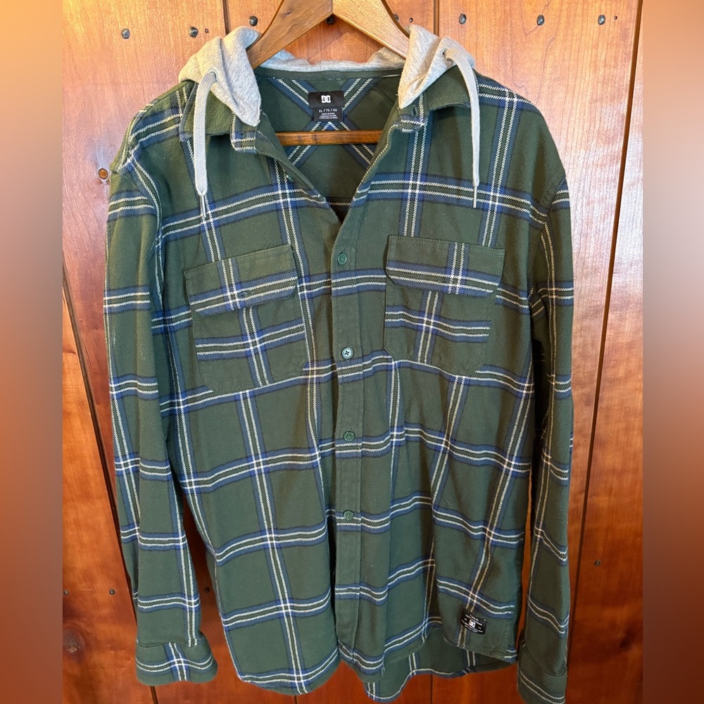 DC Men's Olive Plaid Hooded Shirt Jacket